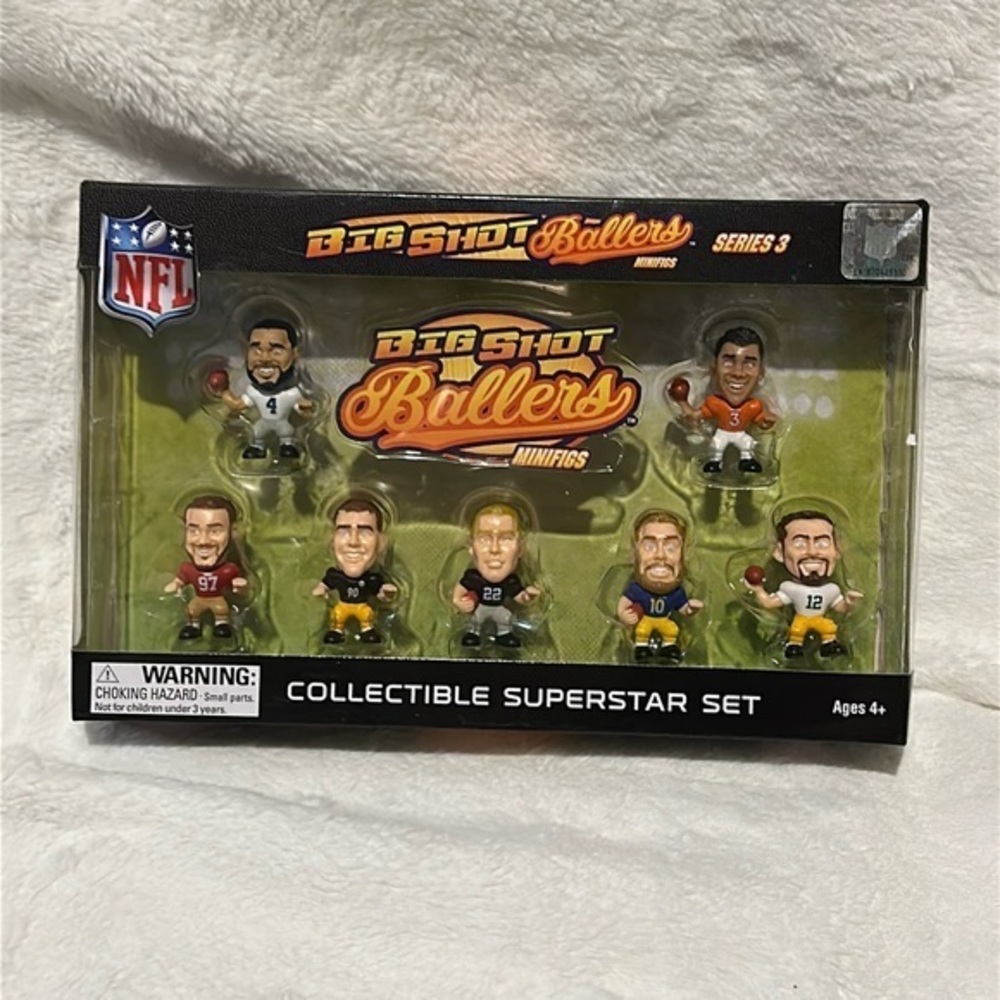 TeenyMates Party Animal NFL 2022 Mini Big Shot Baller Series 3 Superstar Mini
